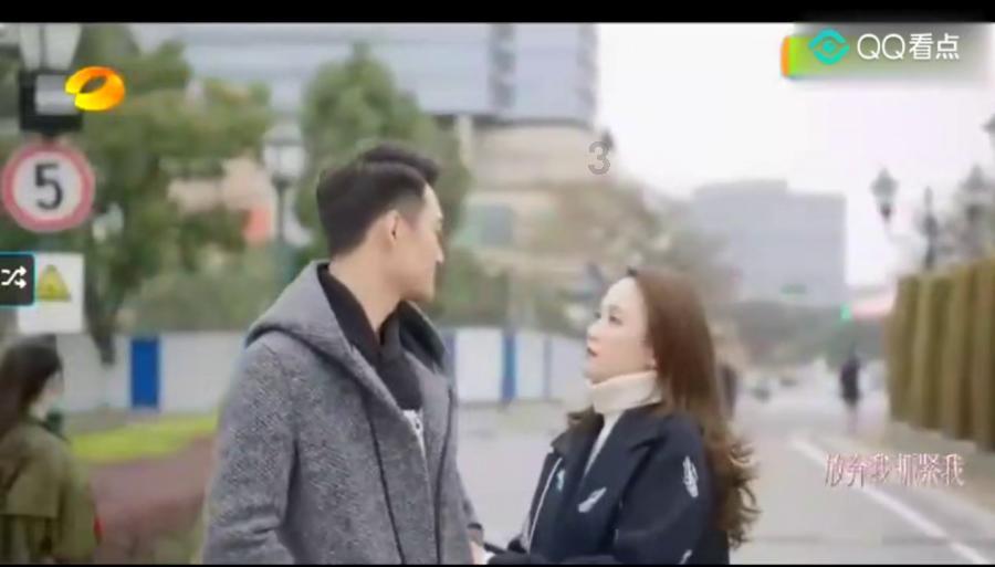 夫妇连续4年各回各家过年,教授自说:“教授:“夫妻分居型”春节没什么不好